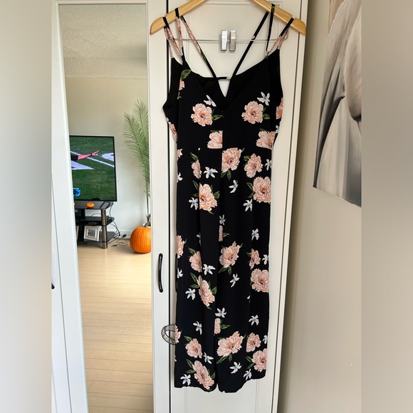 Floral jumpsuit - Picture 2 of 3